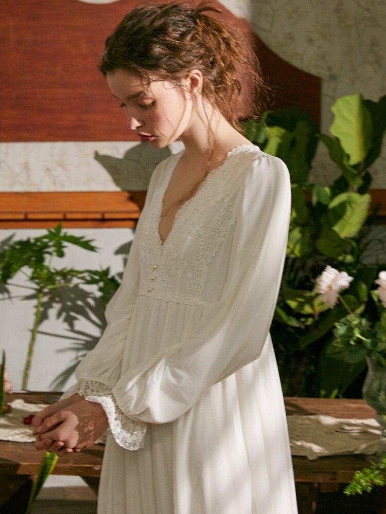 Victorian Nightgown, Vintage White Cotton Women's  Long Nightgown, Long Sleeve Royal Nightdress - Belleroz