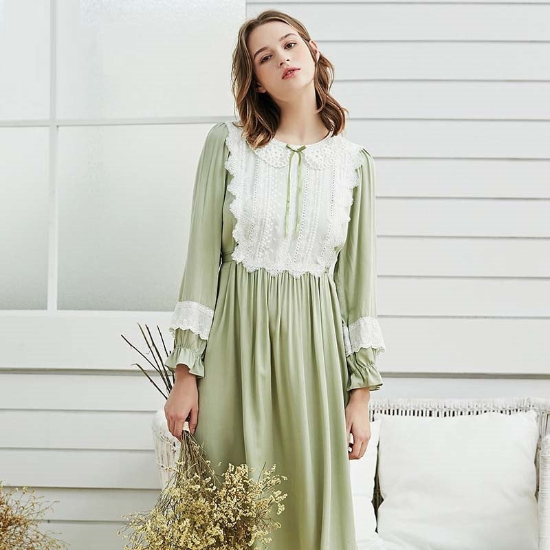 Light Green Long Sleeve Royal Elegant Vintage Lace Nightgown