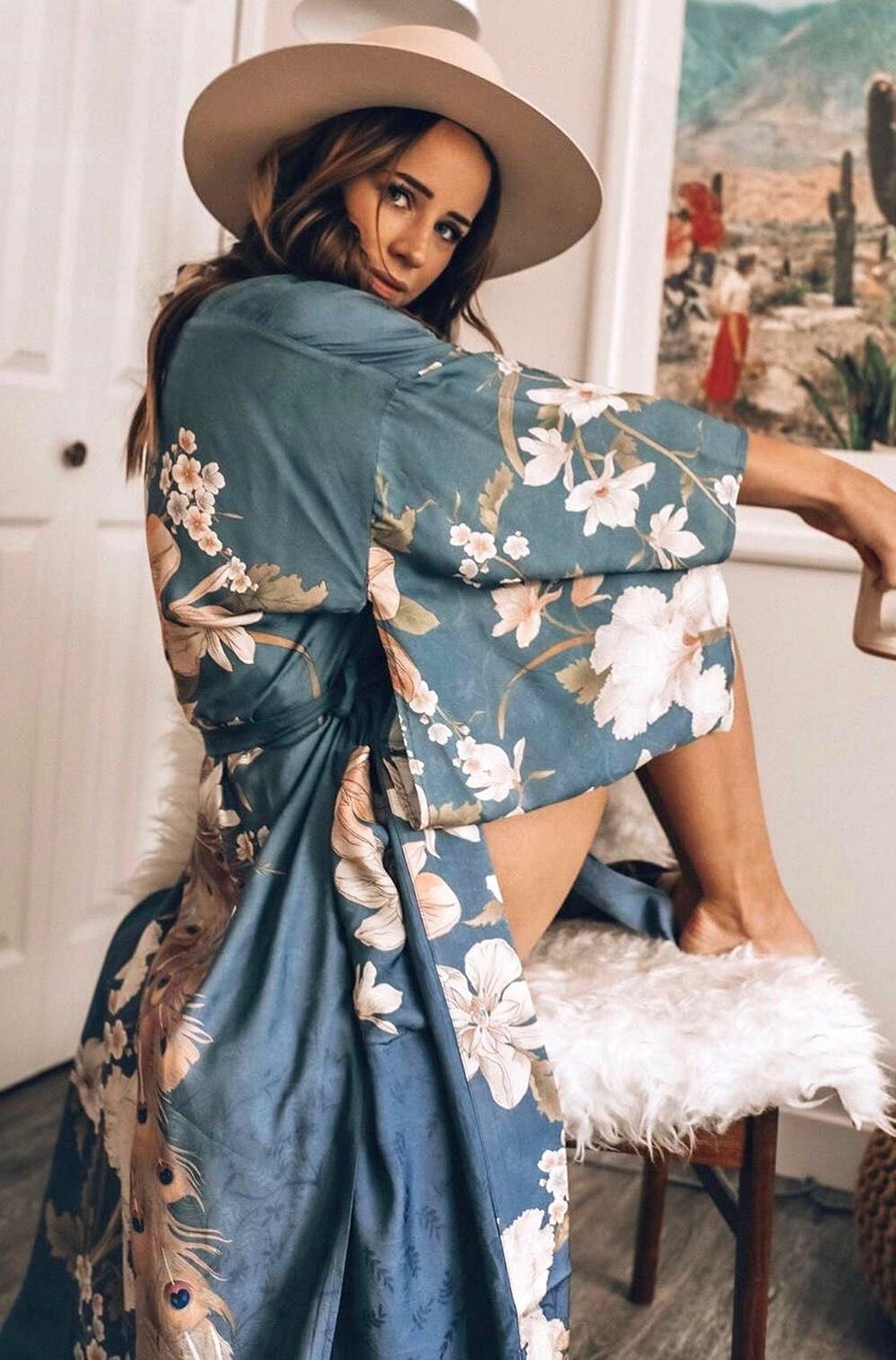 Bohemian Kimono, Vintage Peacock Floral Print Women bohemian V Neck batwing Sleeves Ladies boho Maxi Kimono robe bikini Cover-up - Boldnaccs By Artisans